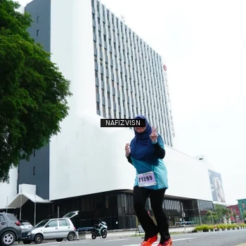 Runner Photo 8828496