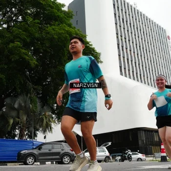 Runner Photo 8828598
