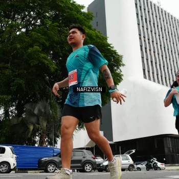 Runner Photo 8828611