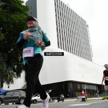 Runner Photo 8828618
