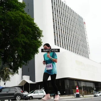 Runner Photo 8828713