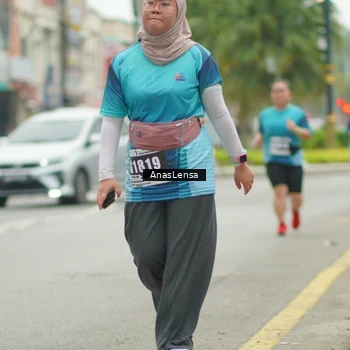 Runner Photo 8828821