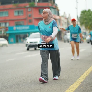 Runner Photo 8828885