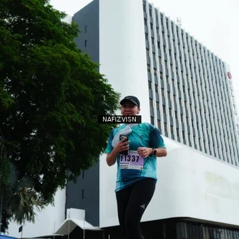 Runner Photo 8828908
