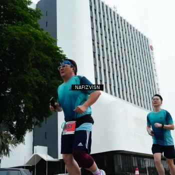 Runner Photo 8828916