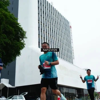 Runner Photo 8828994