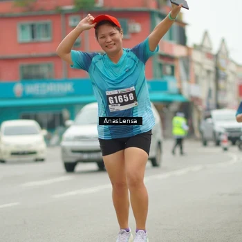 Runner Photo 8829002
