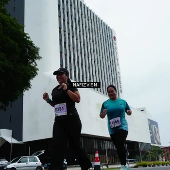 Runner Photo 8829050