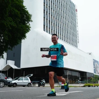 Runner Photo 8829076