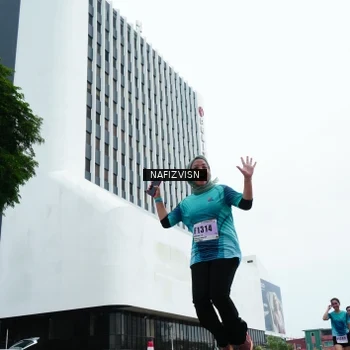 Runner Photo 8829118
