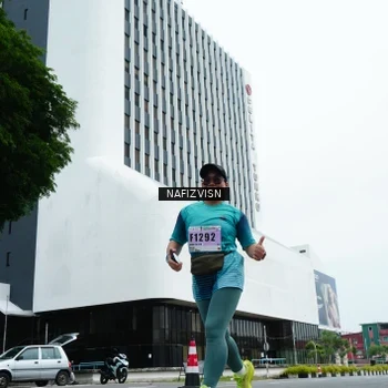 Runner Photo 8829223
