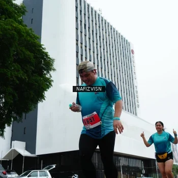 Runner Photo 8829304