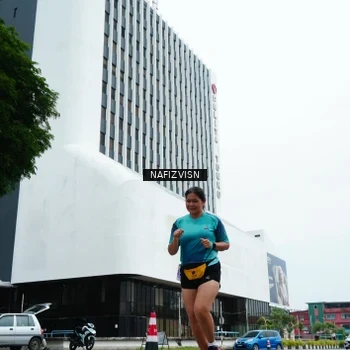 Runner Photo 8829316