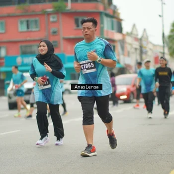 Runner Photo 8829371
