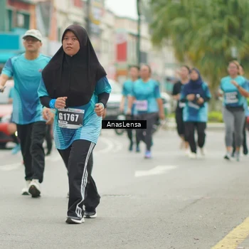Runner Photo 8829405