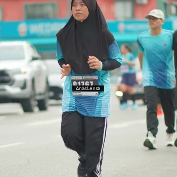 Runner Photo 8829411