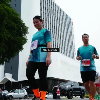 Runner Photo 8829471