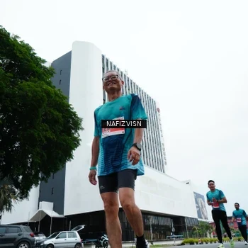 Runner Photo 8829593