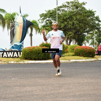 Runner Photo 8829631