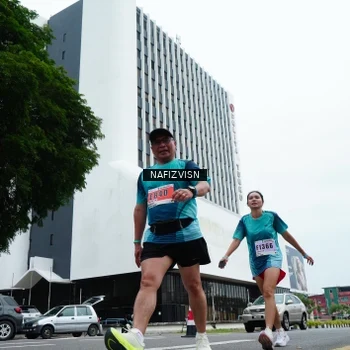 Runner Photo 8829724