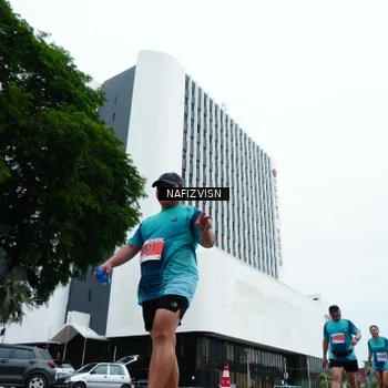 Runner Photo 8829736