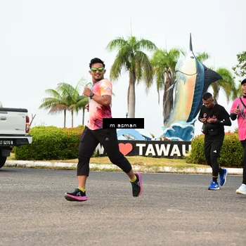 Runner Photo 8829744