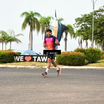 Runner Photo 8829750