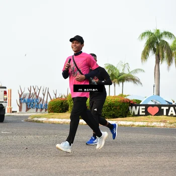 Runner Photo 8829764