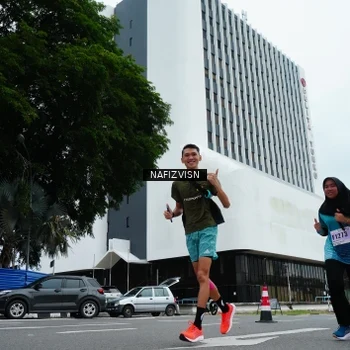 Runner Photo 8829877