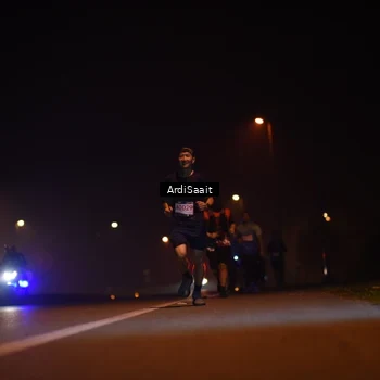 Runner Photo 8829886