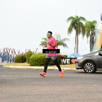 Runner Photo 8829995