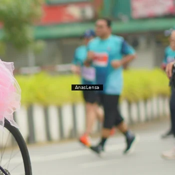 Runner Photo 8830009