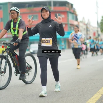 Runner Photo 8830014