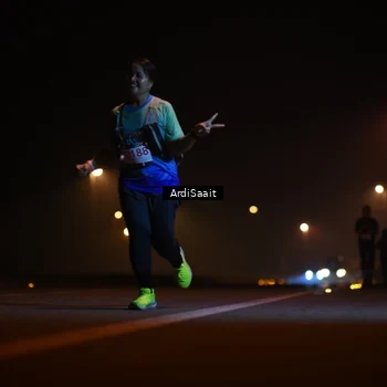 Runner Photo 8830035