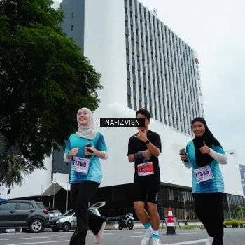 Runner Photo 8830052