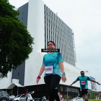 Runner Photo 8830055