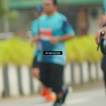 Runner Photo 8830073