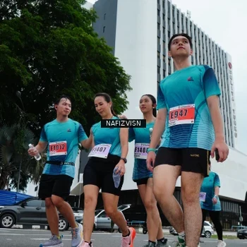 Runner Photo 8830085