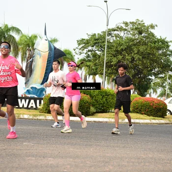 Runner Photo 8830254