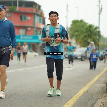 Runner Photo 8830255