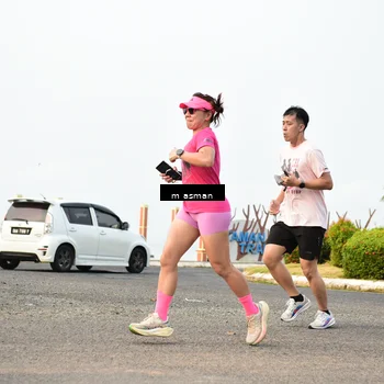Runner Photo 8830265