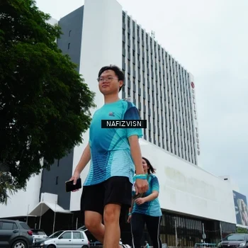 Runner Photo 8830266