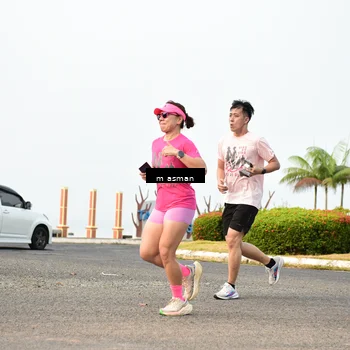 Runner Photo 8830273