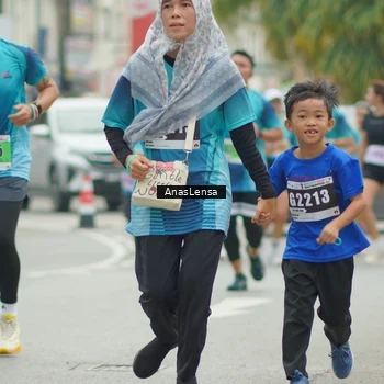 Runner Photo 8830317