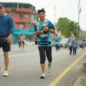 Runner Photo 8830318