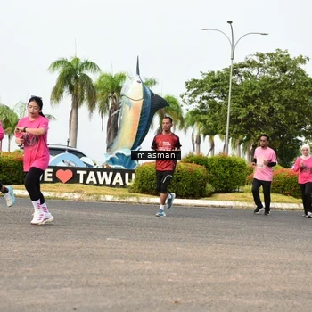 Runner Photo 8830358