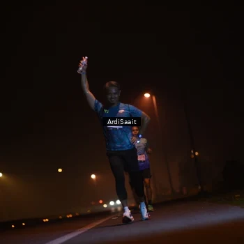 Runner Photo 8830373