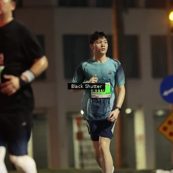 Runner Photo 8830375
