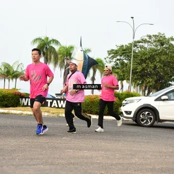 Runner Photo 8830412