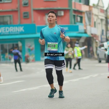 Runner Photo 8830451